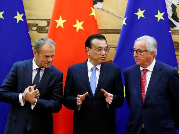 Donald Tusk, Li Keqiang e Jean-Claude Juncker ne Pekin
