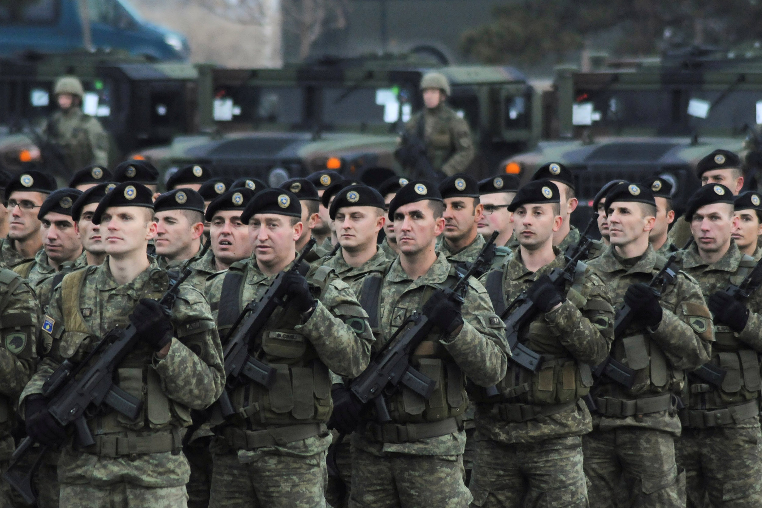 Kërcënimi me luftë nga Serbia, Kosova: Të hyjmë në NATO - Gazeta Si