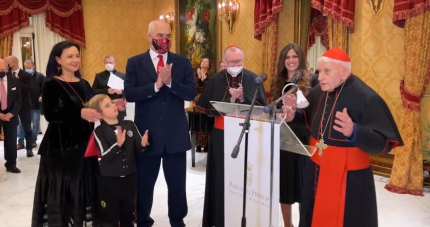 30 vjetori i marrëdhënieve Shqipëri-Vatikan, Rama në Romë me familjen:  Vlera jonë, bashkëjetesa fetare - Gazeta Si