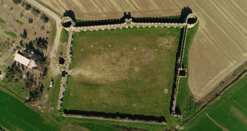 fotografi ilustruese per kalane e Bashtovës