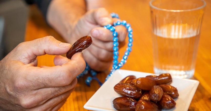 Foto ilustruese e besimtareve